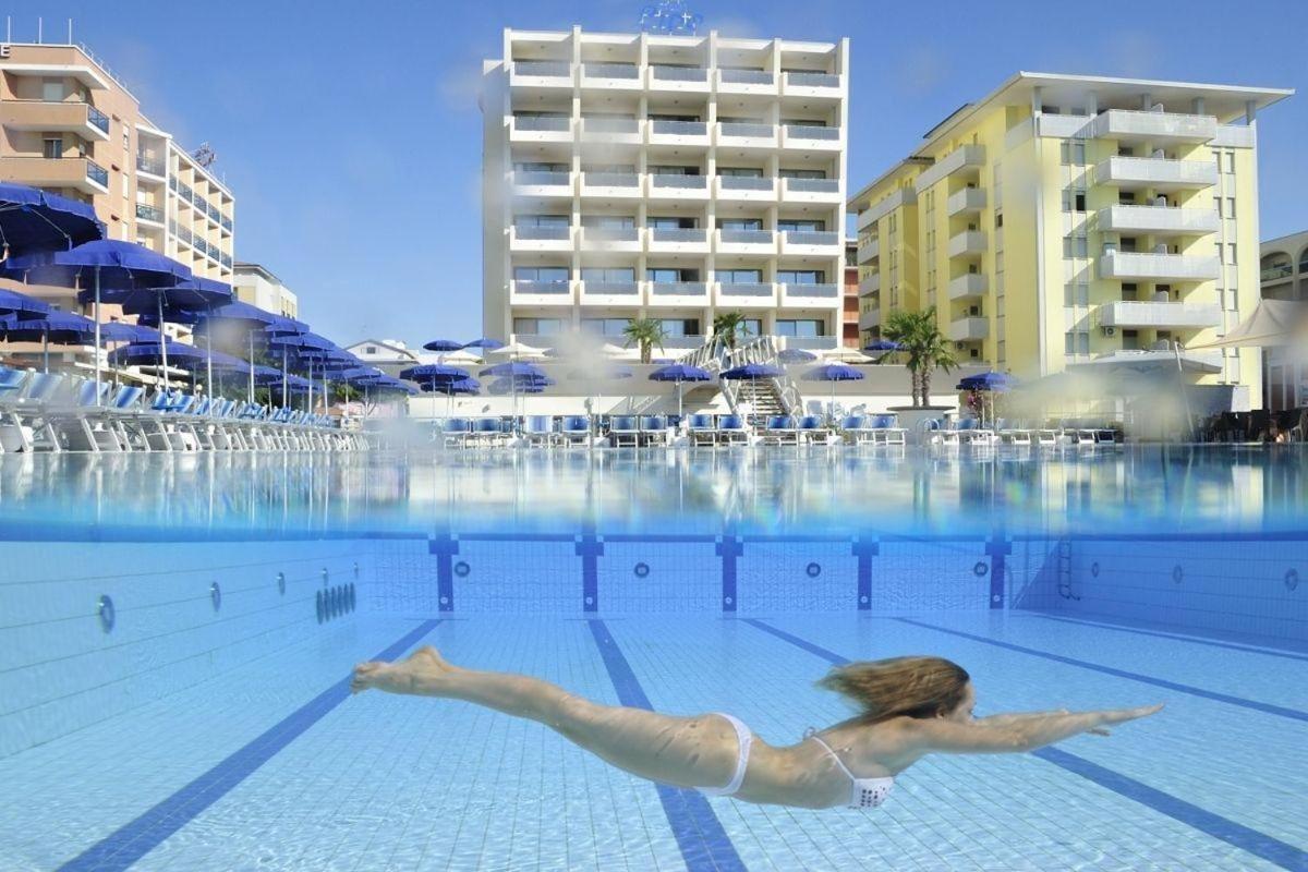 Lido Hotel 4*